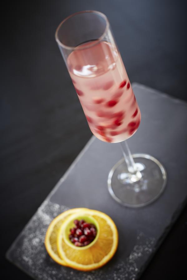 Taj Swarna, Amritsar Exterior foto A glass of Kir Royale